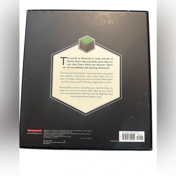 Minecraft: Blockopedia by Scholastic Editors and Alex Wiltshire (2015) - Picture 2 of 3